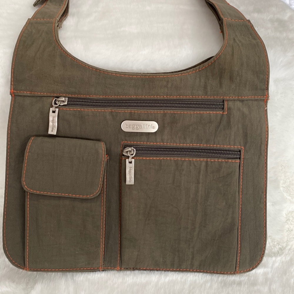 Baggallini Purse EUC